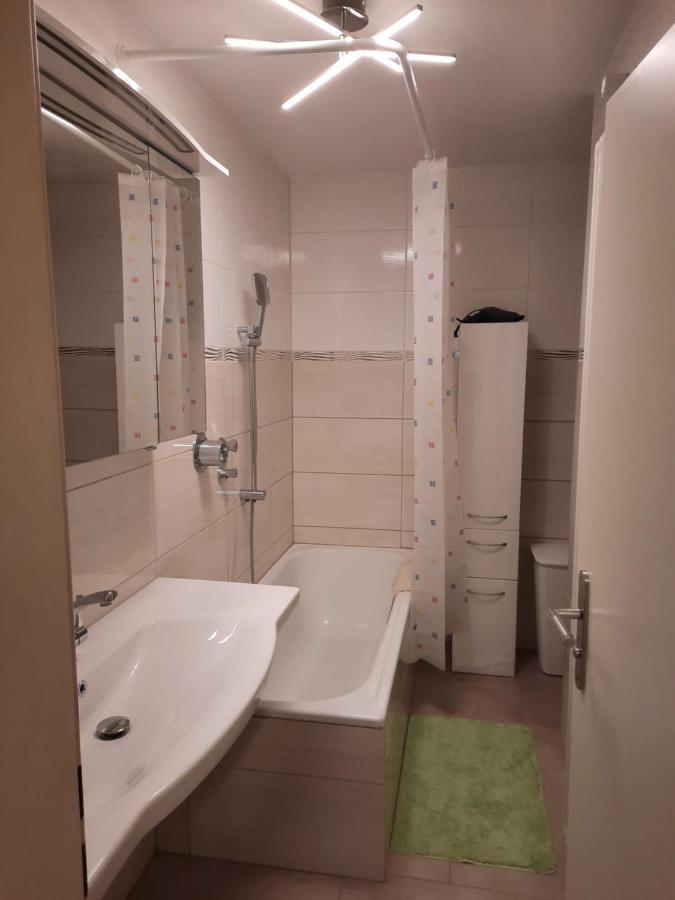 Moderne 3Zimmer Wohnung, In Koenigsbrunn Bei Augsburg المظهر الخارجي الصورة